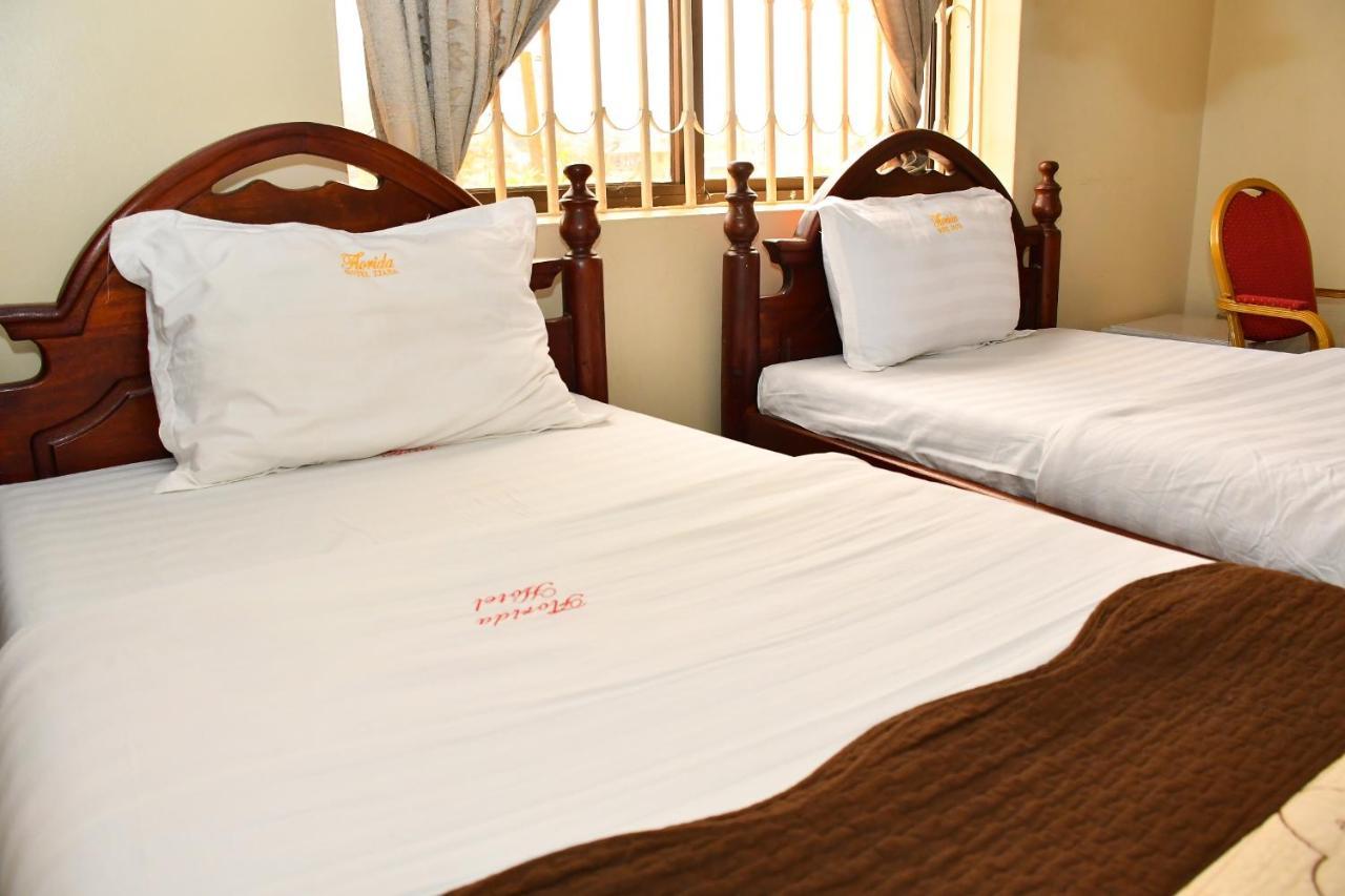 Florida Hotel Zaana 坎帕拉 外观 照片