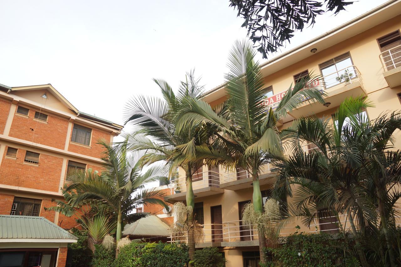 Florida Hotel Zaana 坎帕拉 外观 照片