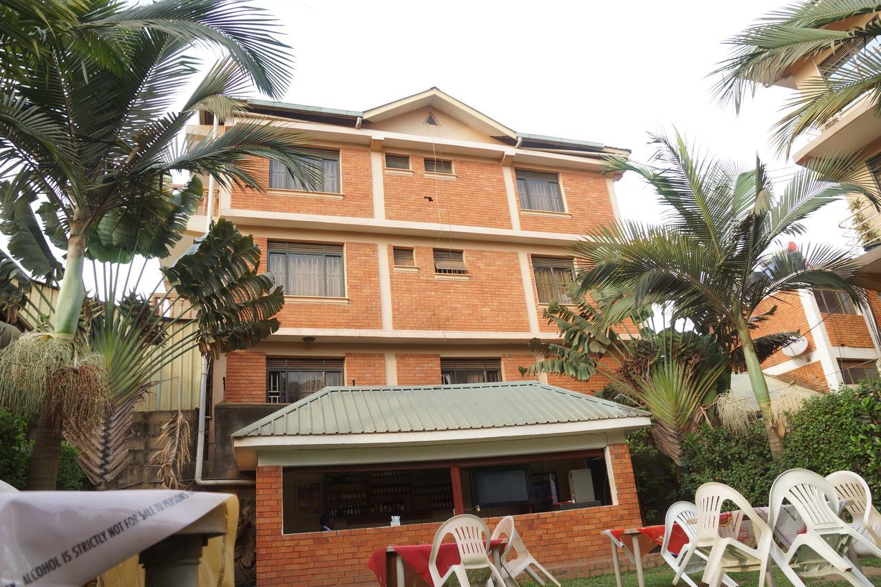Florida Hotel Zaana 坎帕拉 外观 照片