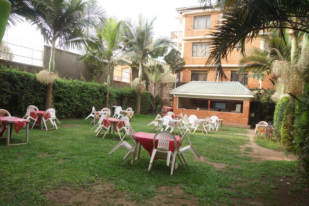 Florida Hotel Zaana 坎帕拉 外观 照片